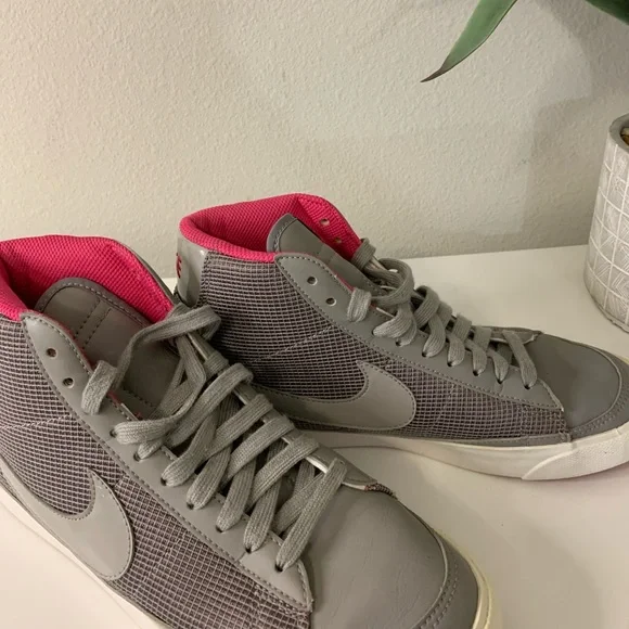 Nike Blazer Mid 09 ND “Medium Grey” Sneakers - Picture 4 of 4